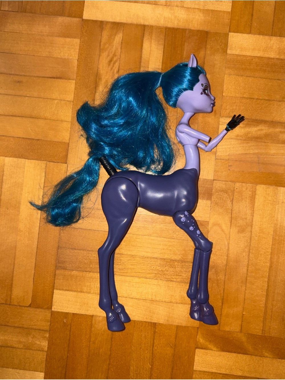 monster high avea trotter undressed missing arm